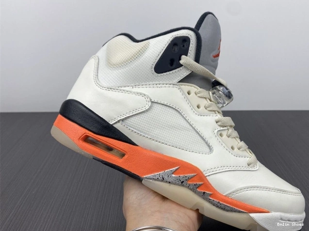 Bmlin Total Jordan Orange 5 DC1060-100 Retro 0719